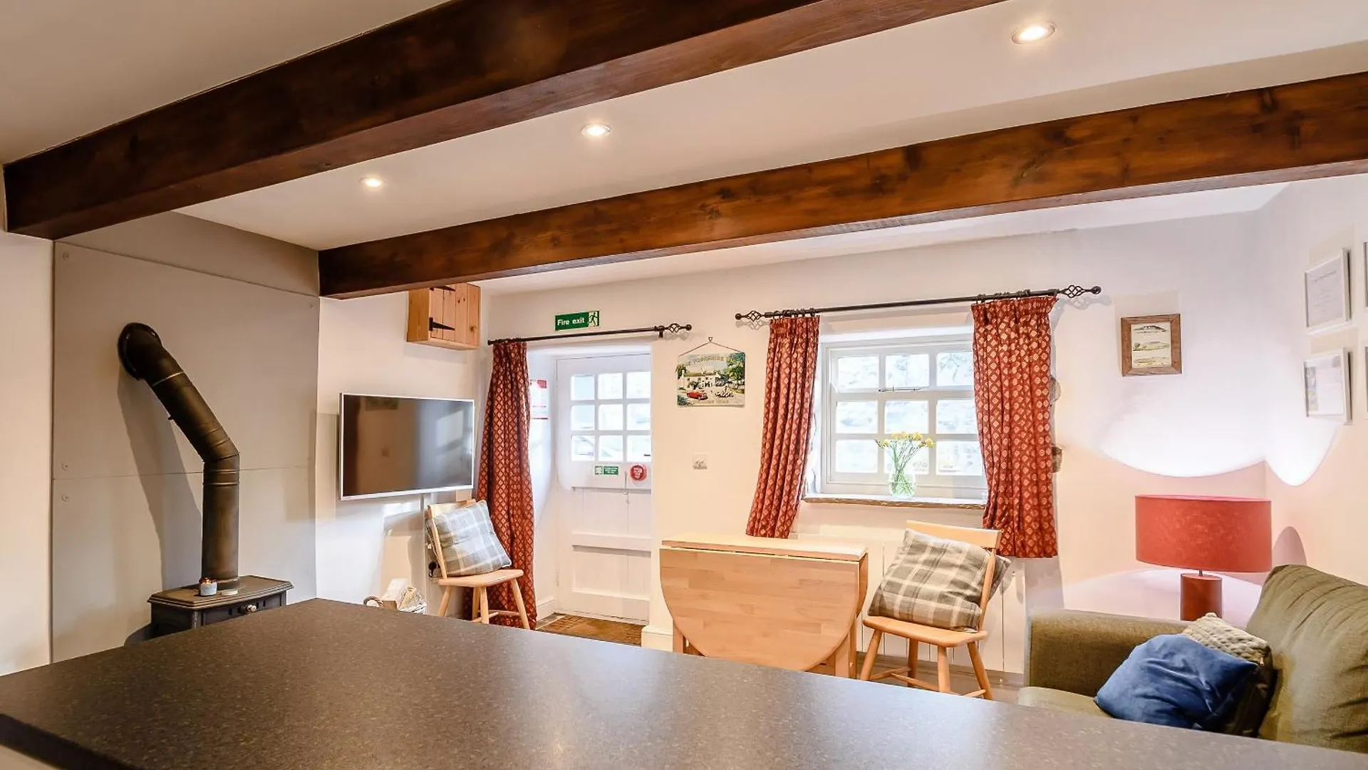 Cove View Cottage Malham 0*,
